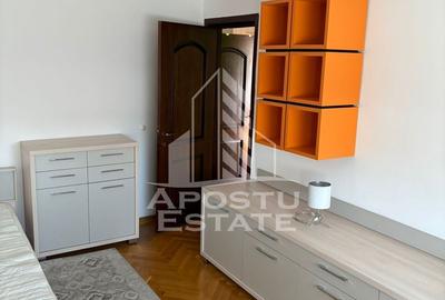 Apartament cu 2 camere semidecomandat, mobilat în Complex Studențesc