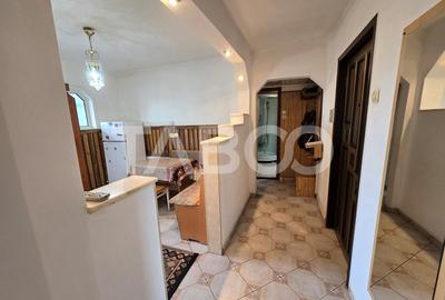 Apartament decomandat de vanzare 2 camere boxa pivnita Vasile Aaron - 17