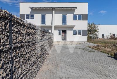 Investeste in viitorul tau – Duplex de exceptie in Cristian - 11