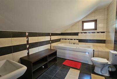 Casa individuala 4 camere 200mp, terasa cu gradina, Buna Ziua, Grand Hotel Itali - 10