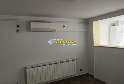 Spatiu comercial 40 mp finisat de inchiriat in Cetate - 9