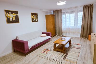 Apartament cu 2 camere semidecomandat, mobilat în Calea Victoriei