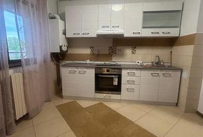 2 camere 68 mp, etaj 3 bloc Iasicom zona Podul de Fier - 6