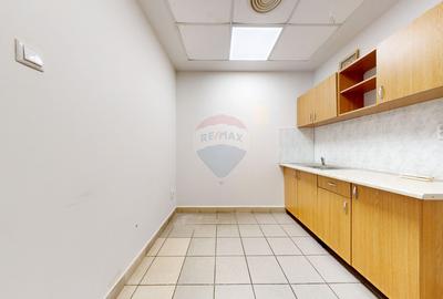 Oportunitate premium Inchiriere spațiu comercial în Piața Astra Brasov - 17