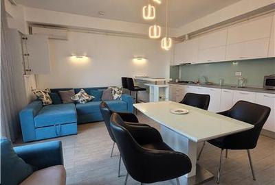 Apartament cu 2 camere decomandat, mobilat în Central