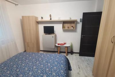 Apartament 3 camere, decomandat, 55 mp, centrala, ac, metrou, Complex Belsugului - 2
