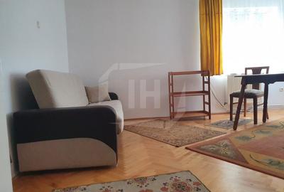 Apartament 3 camere, decomandat, etaj 1 - 2