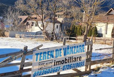Teren 2.675 mp in Poiana Tapului priveliste peisagistică spre munții Bucegi! - 2
