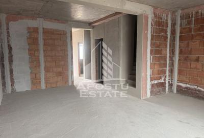 Duplex cu 4 camere în Fabric