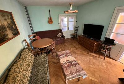 Chirie  Casa  Alba Iulia Cetate  6 incaperi, 4  bai - 3