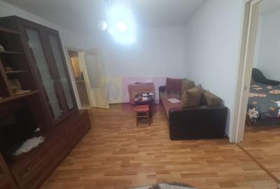 Apartament cu 2 camere de vanzare in Campina - Zona Cuza - 2