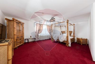 Pensiune cu restaurant și spații comerciale, central Râșnov - 16