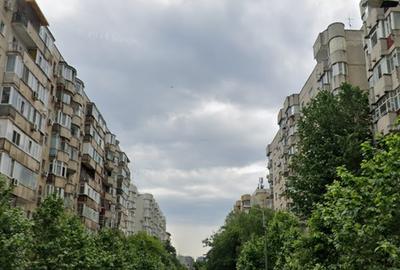 Apartament cu 4 camere decomandat în Mihai Bravu