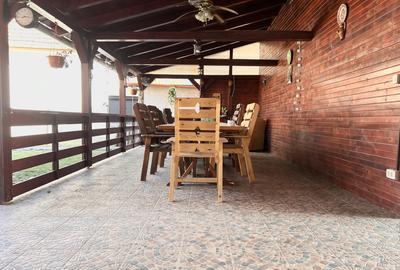 Casa Individuala, 115mp utili, 1170mp teren, terasa 40mp, situat in Sacalaz - 10