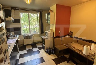 Apartament 3 camere, decomandat, 75 mp, zona Craiter - 4