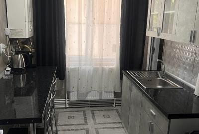 Închiriez apartament în centru Buzău  0763104714 - 2