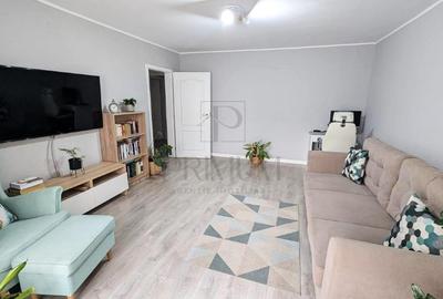 Apartament cu 3 camere decomandat, mobilat în Dâmbovița