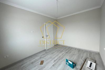 Casa despărțită prin garaj cu 5 camere | Giroc - 5