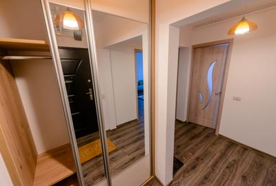 Tomis Nord, Bdul Tomis, 2 camere decomandate, mobilat, utilat, gaze, 450 Euro - 5