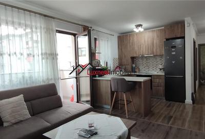 Comision 0% Apartament in zona Sub Cetate la cheie nou! 3 camere 61 mp, garaj su