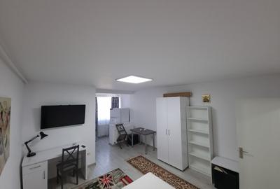 Garsiniera bd Saturn mobilata modern - 1