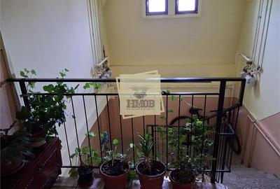 Apartament cu 2 camere strada Stefan cel Mare - 13
