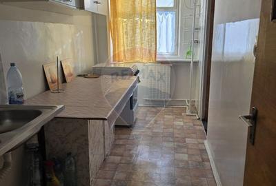 Garsoniera în zona Sebastian, spatioasa, luminoasa, libera - 4