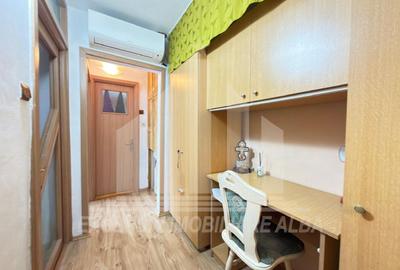 Apartament cu 3 camere | 2 bai | 69 mp | Cetate - Mercur - 4