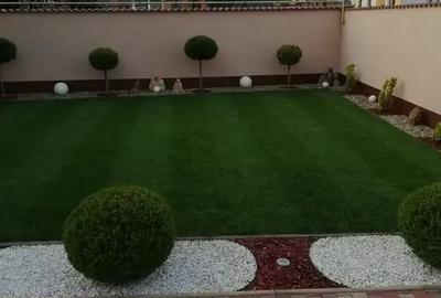 Apartament cu 3 camere decomandat în Titan