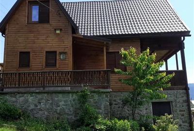 De vanzare casa de vacanta/locuit  in Lunca Bradului - 19