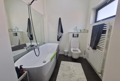 Mamaia Nord - 3 camere, 3 gr sanitare-100mp, mobilat-utilat complet nou - 20