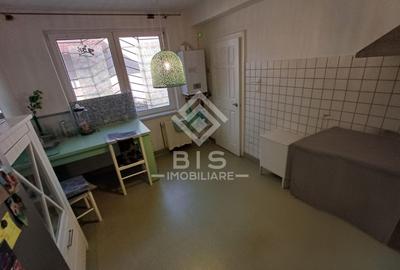 Casa 5 camere, D+P+1,  Zona Nord - 6