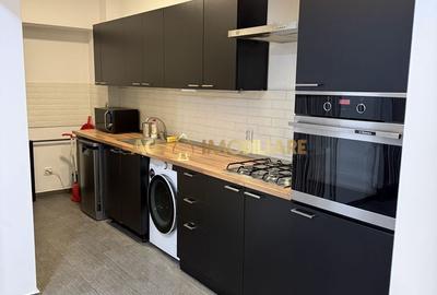 2 Camere de inchiriat | Jiului | Centrala proprie | 2 Balcoane | Metrou - 6