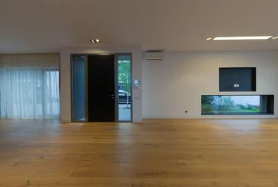 New! American School villa - 1