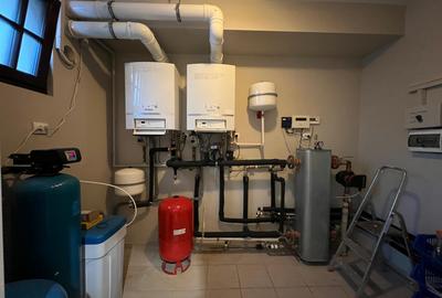 VILA DEOSEBITA / SPATII GENEROASE / CURTE PROPRIE - 16