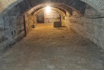 Spațiu comercial, 82 mp în Centrul Istoric