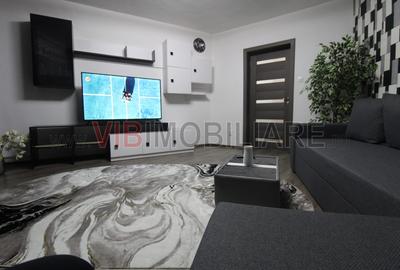 Piata Alba Iulia - Rond Alba Iulia - 70 mp - vedere integral pe fata - 1