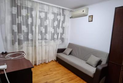 Inchiriez Apartament 3 camere- zona Berceni-Centrala proprie - 1