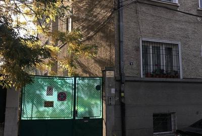 Birou, de 15 mp, în Central