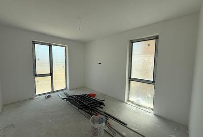 Apartament cu 2 camere decomandat în Girocului