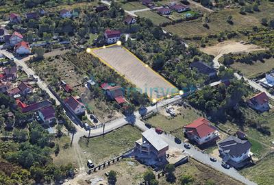 Teren intravilan de vanzare in Oradea 3000 mp zona de vile Facliei - 1