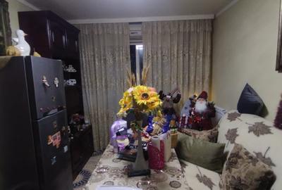 Apartament cu 3 camere semidecomandat în Tomis Nord