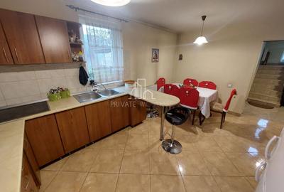 Casa De Vanzare, 1.700 Mp Teren, Strada Marului, Unirii - 2