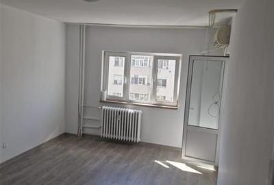 Garsonieră decomandată în Dristor