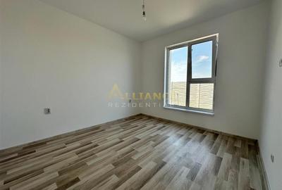 Casa individuala - 3 camere - 2 bai -310 mp teren - 14