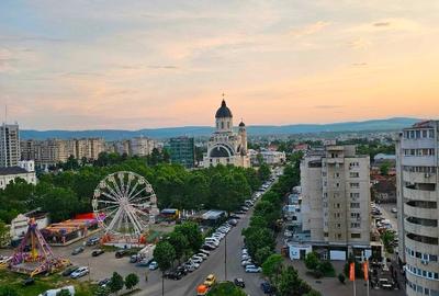 Proprietar, vând apartament 3 camere decomandate, 3 balcoane, 2 băi! - 11