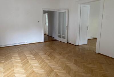 Casa individuala de inchiriat, 4 camere, zona centrala Sibiu, pretabila Birouri. - 10