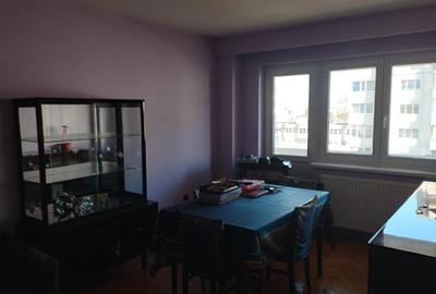 3 camere decomandate centru - 13