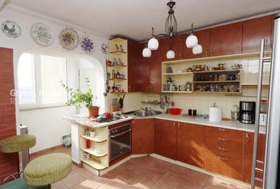 4 camere Titulescu | 94 mp | et 10 - decomandat | 2 balcoane | Piata Victoriei - 19