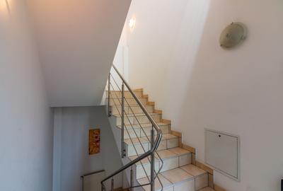 Com0%| Cladire multifunctionala Unirii– Hotel Piri | 9 studiouri independente - 20